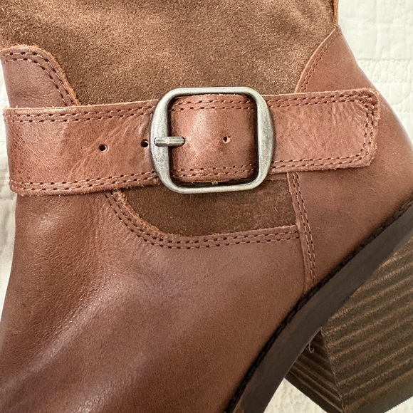 Lucky Brand Kailan Two-Tone Brown Heeled Boots - Picture 5 of 10